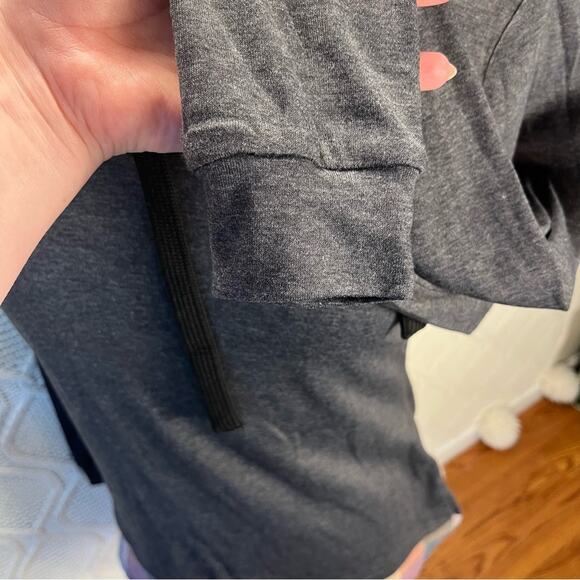 NWT DJT | Gray Funnel Neck Plaid Inserts Long Sleeve Sweatshirt - Picture 7 of 13